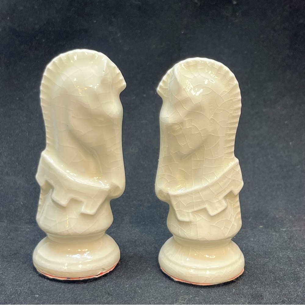 vintage duncan‎ mold ceramic chess piece replacement knights white 2 medieval